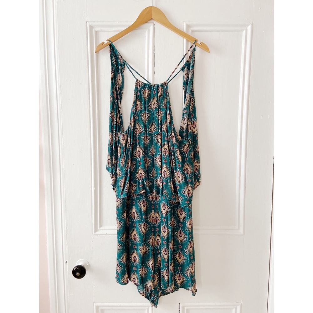 Backless romper, size 2X Forever 21. Like-new condition.